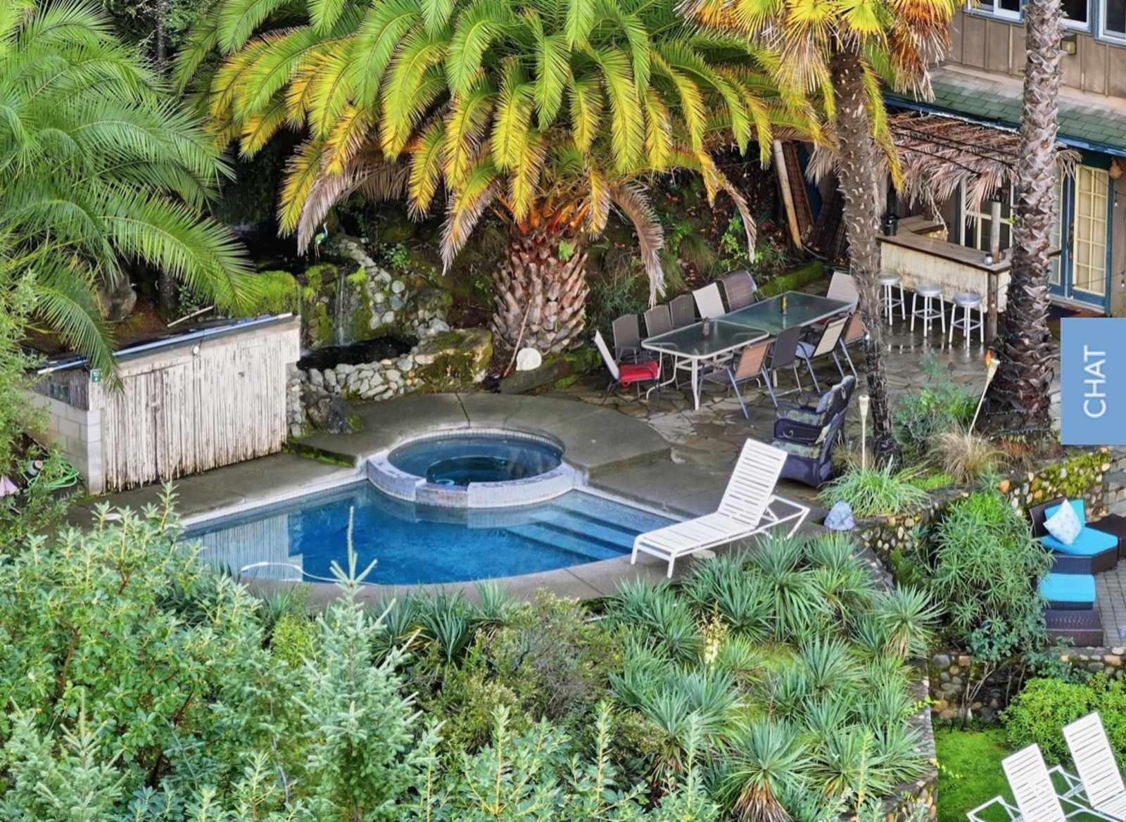 Alexander Valley Lodge - Geyserville, California - glamping.directory