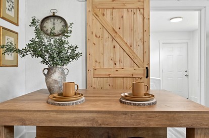 Cozy & Spacious Retreat with Fire Pit and Outdoor Lounge in Siloam Springs, Arkansas - Siloam Springs, Arkansas - glamping.directory