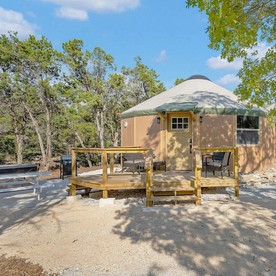 Stylish Yurt Cabin Getaway with Hot Tub Near Canyon Lake, Texas - Canyon Lake, Texas - glamping.directory