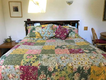 Cozy Cottage Retreat near Harbin Hot Springs in California - Middletown, California - glamping.directory