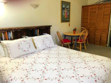 Cozy Cottage Retreat near Harbin Hot Springs in California - Middletown, California - glamping.directory