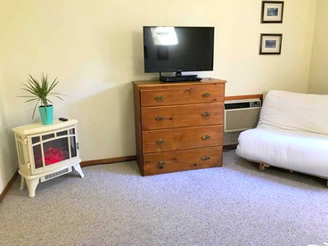 Cozy Cottage Retreat near Harbin Hot Springs in California - Middletown, California - glamping.directory