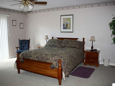 Secluded Family Getaway with Stunning Mountain Views near Pigeon Forge, Tennessee - Oliver Springs, Tennessee - glamping.directory