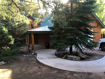 Luxury Cabin with Incredible Views of Tonto National Forest in Arizona - Payson, Arizona - glamping.directory