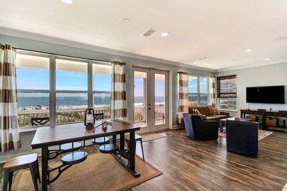 Oceanfront Vacation Rental near Fort Clinch State Park in Fernandina Beach, Florida - Fernandina Beach, Florida - glamping.directory