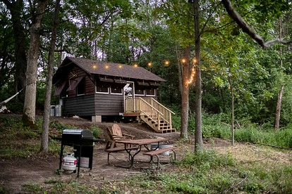 Beautifully Restored Historic Scout Cabin with Pond View for a Peaceful Romantic Escape in Troy, Wisconsin - East Troy, Wisconsin - glamping.directory