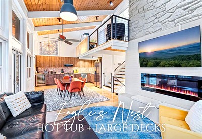 Cozy Mountain Escape with Panoramic Views & Hot Tub near Great Smoky Mountains, Waynesville, NC - Waynesville, North Carolina - glamping.directory