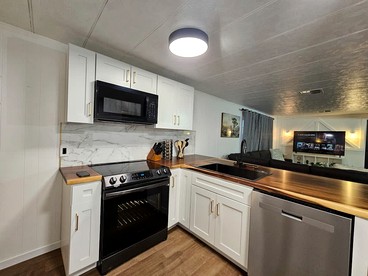 Stunning Vacation Rental with Foosball and Barbecue in Meadview, Arizona - Meadview, Arizona - glamping.directory