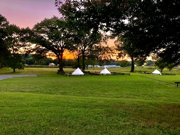 Rustic Tennessee Bed & Breakfast – Country Barn Breakfast & Private Bath Near Wildlife Preserves - Lebanon, Tennessee - glamping.directory