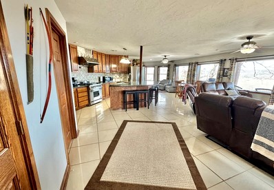 Secluded Riverfront Cabin with Bluff Views, Gated Privacy & Scenic Trail Access in Tahlequah, Oklahoma - Tahlequah, Oklahoma - glamping.directory