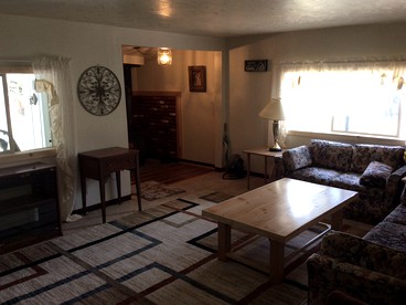 Family-Friendly Cabin Rental in the Wilderness of Central Idaho - Elk City, Idaho - glamping.directory