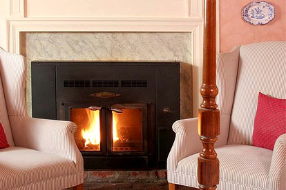 Intimate Room in a Deluxe French Lodge with a Gourmet Restaurant in the Mountains of White Post, Virginia - White Post, Virginia - glamping.directory