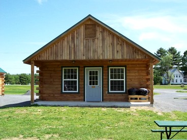 Homey Cabin Rentals Nestled in Nature along Kennebec River, Maine - glamping.directory