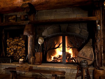 Ultra Luxury Cabin Rental with Movie Theater on Resort in Telluride, Colorado - Mountain Village, Colorado - glamping.directory