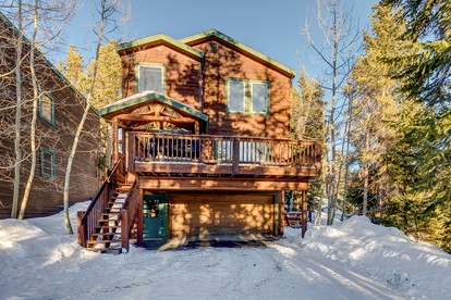 Comfortable Retreat with a Hot Tub for Vacations in Breckenridge - glamping.directory