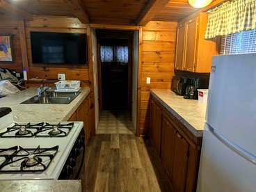 Stunning Cabin Getaway Surrounded by Towering Pine Trees in Walker, Minnesota - Walker, Minnesota - glamping.directory