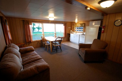Open-Plan Lake Cabin Rental near Kabetogama, Minnesota - Orr, Minnesota - glamping.directory