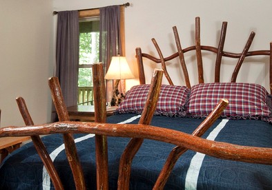Rustic Yet Modern Fishing and White Water Rafting Cabin in Scenic Nantahala Mountains of North Carolina - 163 Clinton Cabin RdAquone, North Carolina - glamping.directory