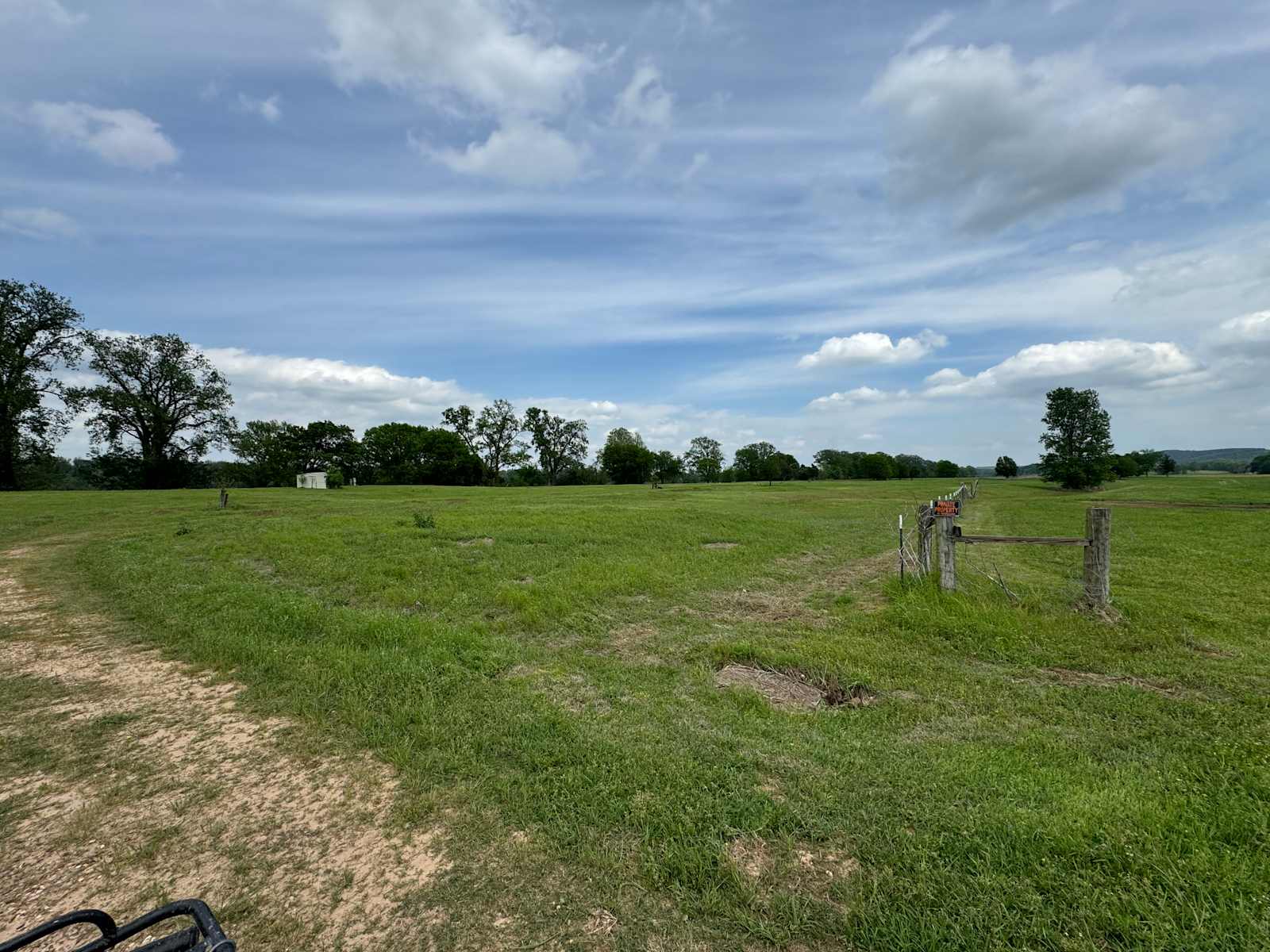 Arkansas River Front - Houston, Arkansas - glamping.directory