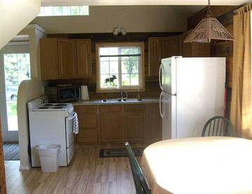 Charming One-Bedroom Cabin Rental Along the Talkeetna River, Alaska - Talkeetna, Alaska - glamping.directory