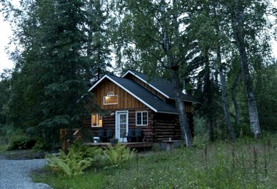 Charming One-Bedroom Cabin Rental Along the Talkeetna River, Alaska - glamping.directory