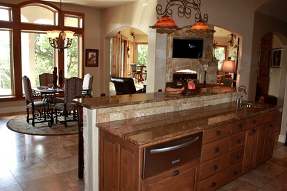 Elegant Texas Hill Country Cottage in Pipe Creek for Family Vacations in Texas - Pipe Creek, Texas - glamping.directory