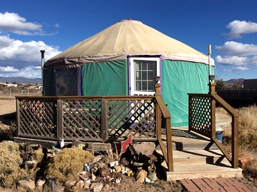 Unique Vacation Rental in the Desert of Santa Fe, New Mexico - glamping.directory
