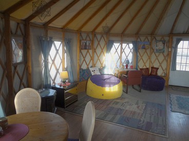 Unique Vacation Rental in the Desert of Santa Fe, New Mexico - Santa Fe, New Mexico - glamping.directory