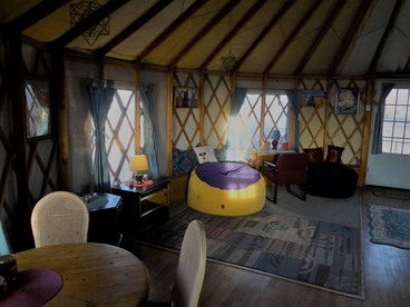 Unique Vacation Rental in the Desert of Santa Fe, New Mexico - Santa Fe, New Mexico - glamping.directory