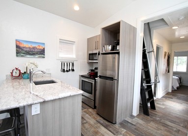 Unique Escape for Four near the Zion National Park, Utah - Orderville, Utah - glamping.directory