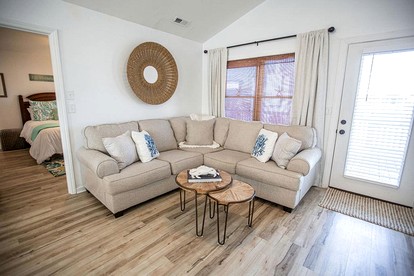 Fantastic Cozy Cottage in Holden Beach, North Carolina - Holden Beach, North Carolina - glamping.directory