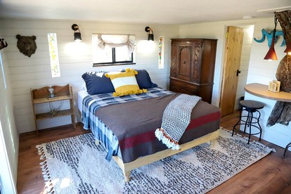 Ashley's TreeHouse Near Lincoln National Forest, Nogal, NM - Nogal, New Mexico - glamping.directory