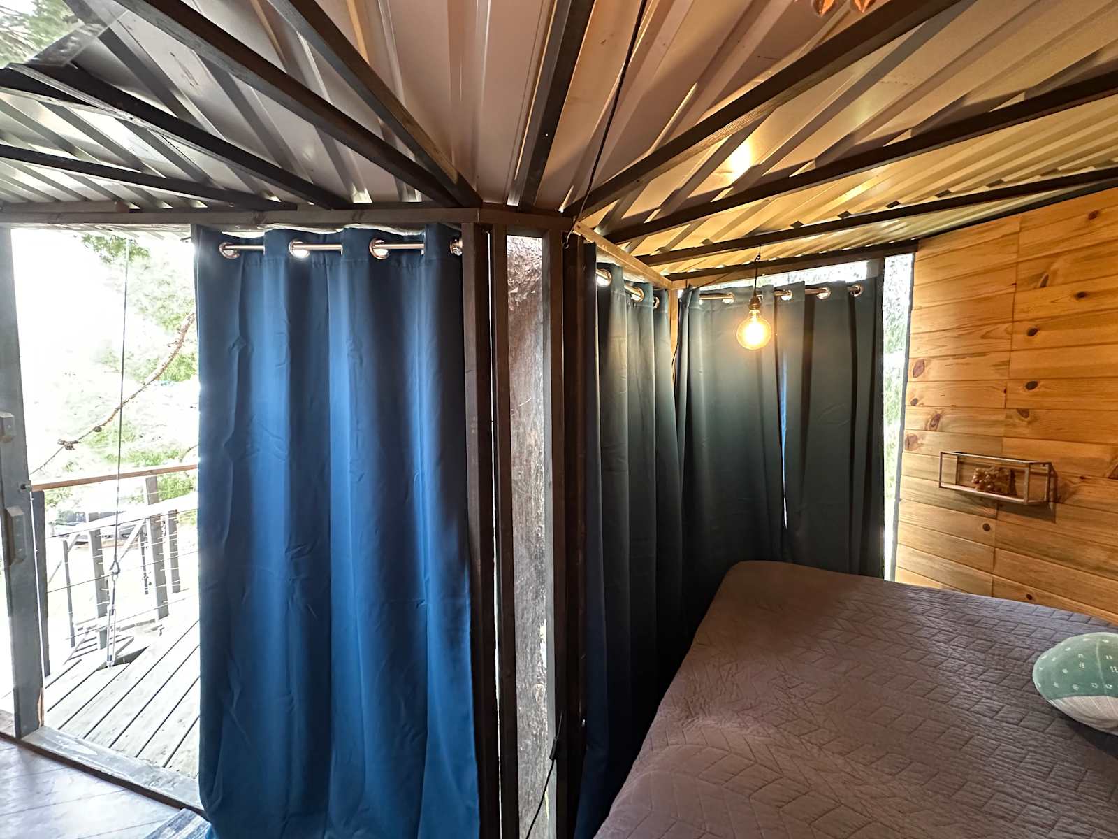 Phoenix Mountains Treehouse - Phoenix, Arizona - glamping.directory