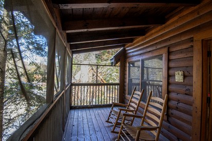 Mountain Cabin with Spa and Pool Table Great for Families in Tennessee - Pigeon Forge, Tennessee - glamping.directory
