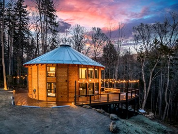 Spectacular Yurt with Breathtaking Outdoor and Indoor Spaces in Vermont - glamping.directory