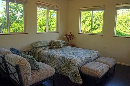 Tropical Cottage Rental near Kehena Beach in Pahoa, Hawaii - Pahoa, Hawaii - glamping.directory