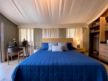 Romantic Lakefront Cabin with Fire Pit near Lake Bastrop, Texas – Luxury Glamping Escape for Couples - Bastrop , Texas - glamping.directory