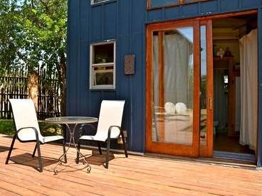 Magical Lakefront Eco-Cabin on Lake Travis, Spicewood, Texas - Spicewood, Texas - glamping.directory
