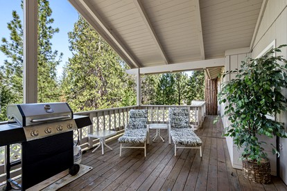 Impressive Villa with Ping Pong Table and Barbecue in Groveland, California - Groveland, California - glamping.directory