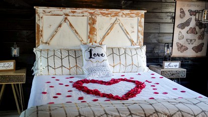 Romantic Escapes in this Stunning A-Frame in North Carolina with Access to a Private Hot Tub and Fire Pit - Dobson, North Carolina - glamping.directory