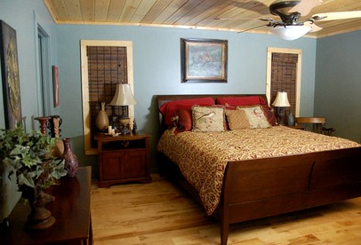 Private Mountain Retreat Cottage in Ellijay, Georgia - Ellijay, Georgia - glamping.directory