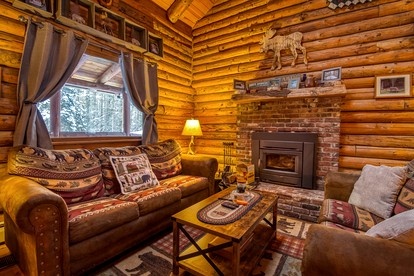 Log Cabin Charm: Experience Adventure and Comfort in Bethlehem, NH - Bethlehem, New Hampshire - glamping.directory