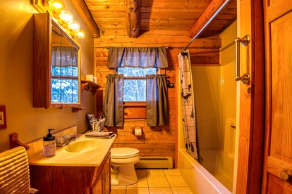 Log Cabin Charm: Experience Adventure and Comfort in Bethlehem, NH - Bethlehem, New Hampshire - glamping.directory