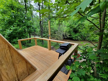 Cool A-Frame on Creek in Purlear, North Carolina - Purlear, North Carolina - glamping.directory