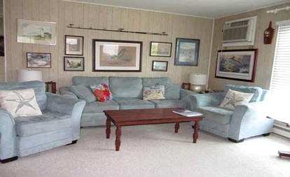 Charming Getaway Rental Close to Teach's Lair Marina in Hatteras, North Carolina - Hatteras, North Carolina - glamping.directory