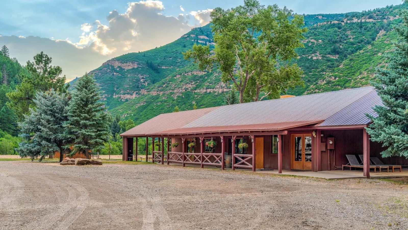 Kebler Corner - Somerset, Colorado - glamping.directory