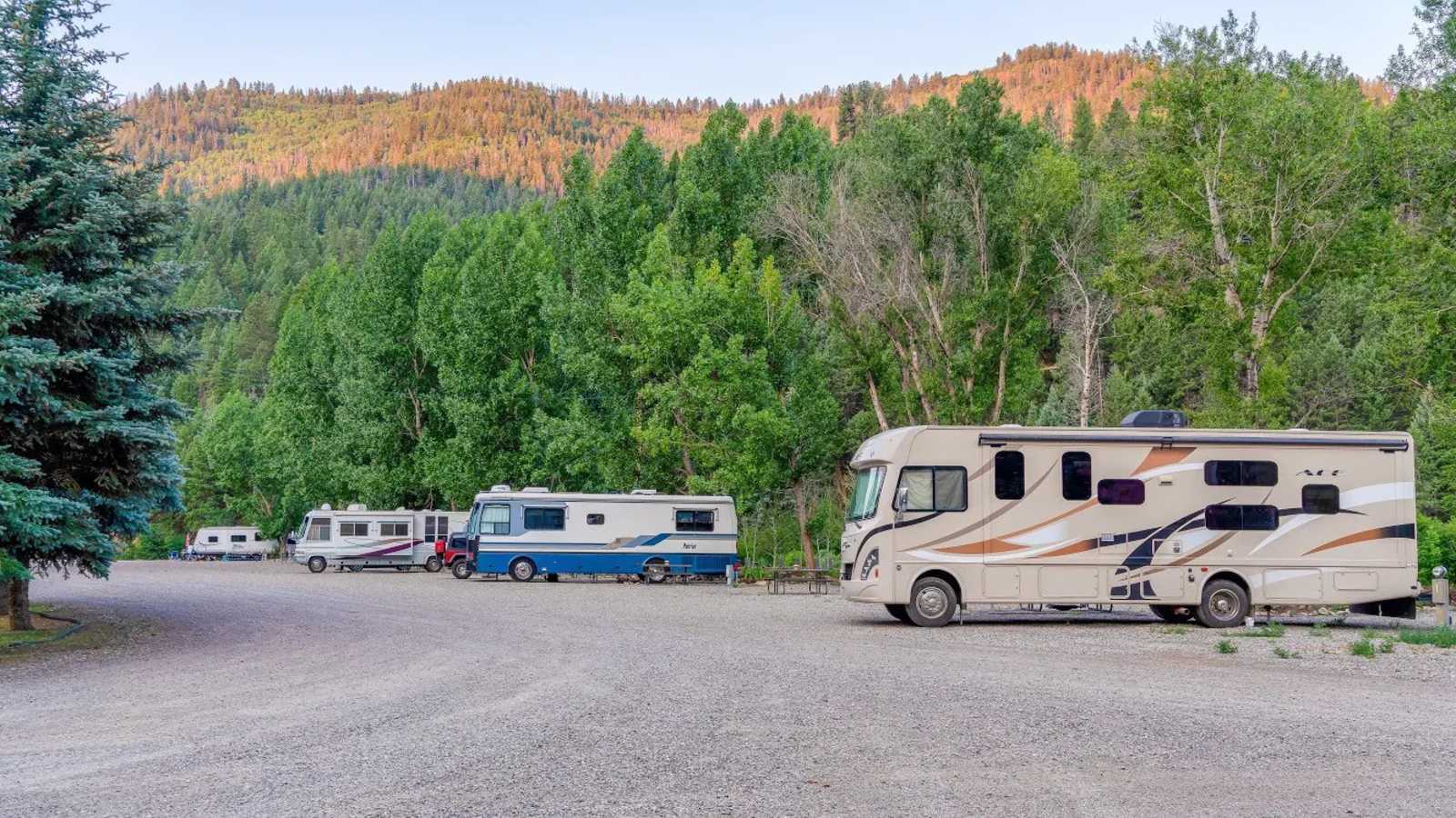 Kebler Corner - Somerset, Colorado - glamping.directory