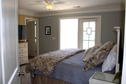 Oceanfront Vacation Rental with Private Pool in Holden Beach, North Carolina - Holden Beach, North Carolina - glamping.directory