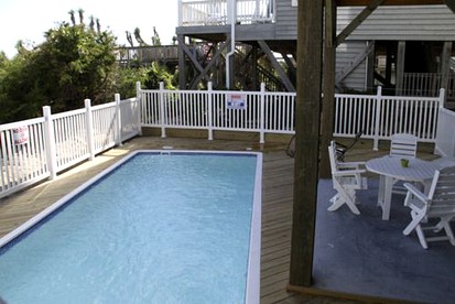 Oceanfront Vacation Rental with Private Pool in Holden Beach, North Carolina - Holden Beach, North Carolina - glamping.directory