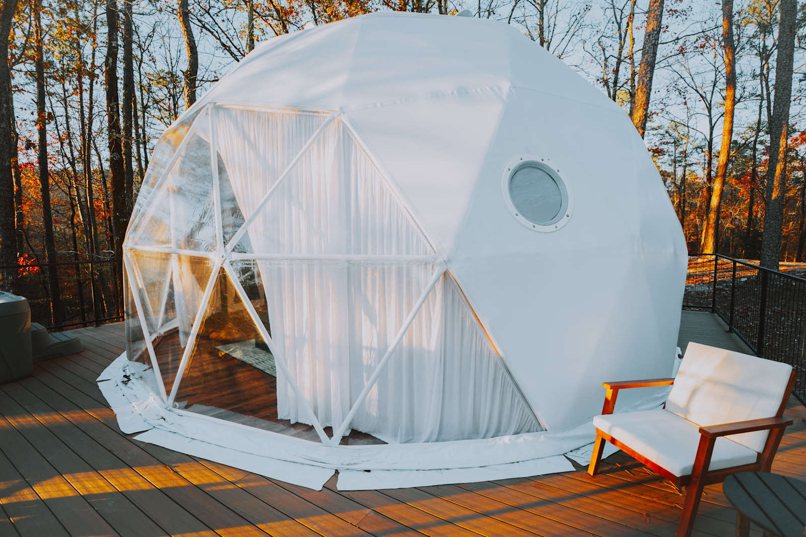 Starlight Haven at Weiss Lake - Cedar Bluff, Alabama - glamping.directory